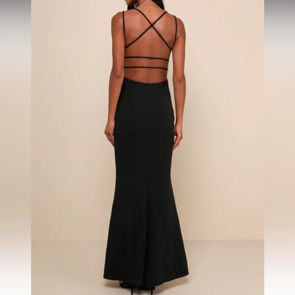 Lulu’s Black Strappy Open-Back Maxi Dress - Picture 2 of 2